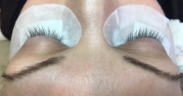 Woman Before Lash Extensions